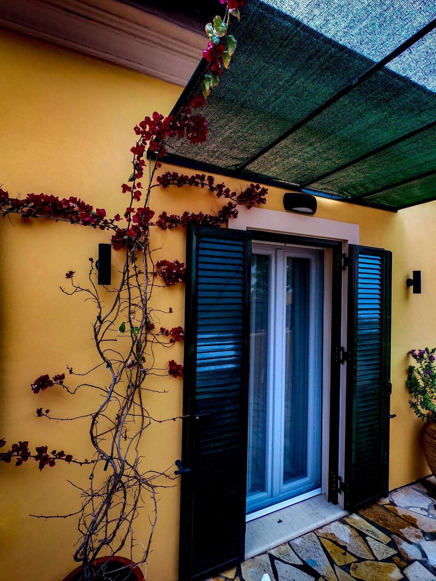 Eirini'S House Liapades Apartment ภายนอก รูปภาพ