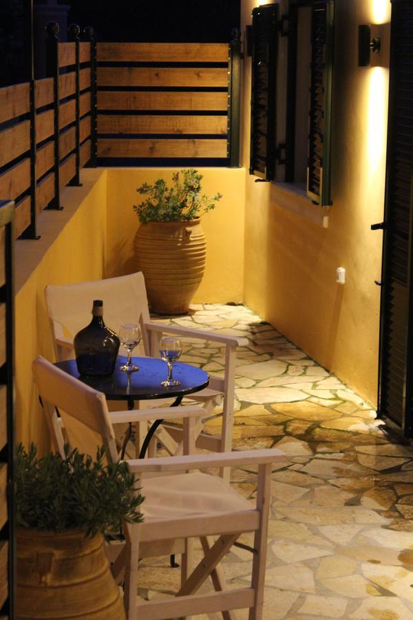 Eirini'S House Liapades Apartment ภายนอก รูปภาพ